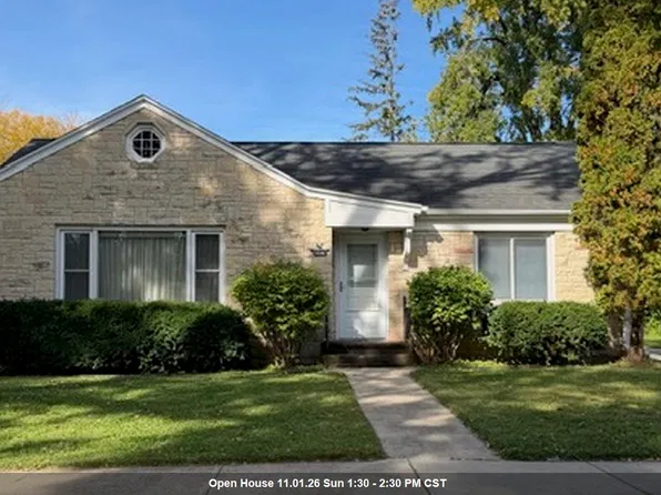 1036 S Roosevelt St, Green Bay, WI 54301