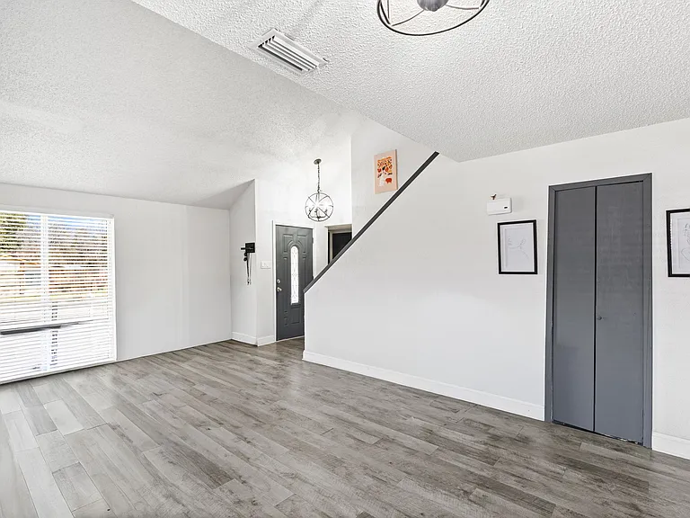 6021 Jester Dr — Photo 9