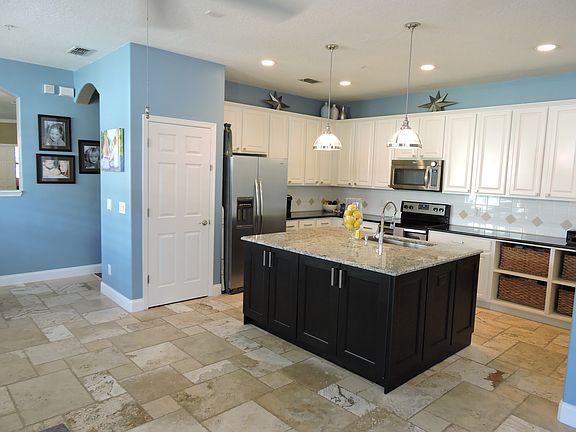 4th image of 8751 Coco Plum Pl