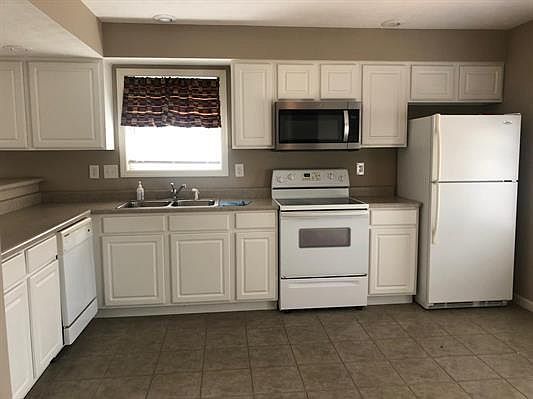5th image of 1285 S Cobble Creek Cir