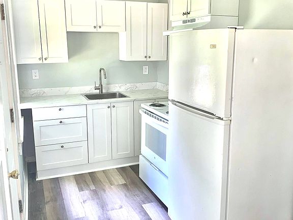 2nd image of 11542 Somerset Ave #2
