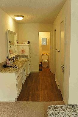 5th image of 3215 Overland Ave APT 8177
