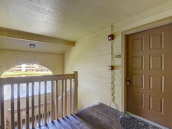 3rd image of 2313 N Congress Ave APT 37
