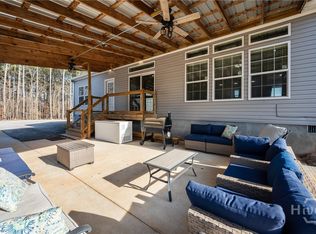 869 Simmons Rd, Social Circle, GA 30025