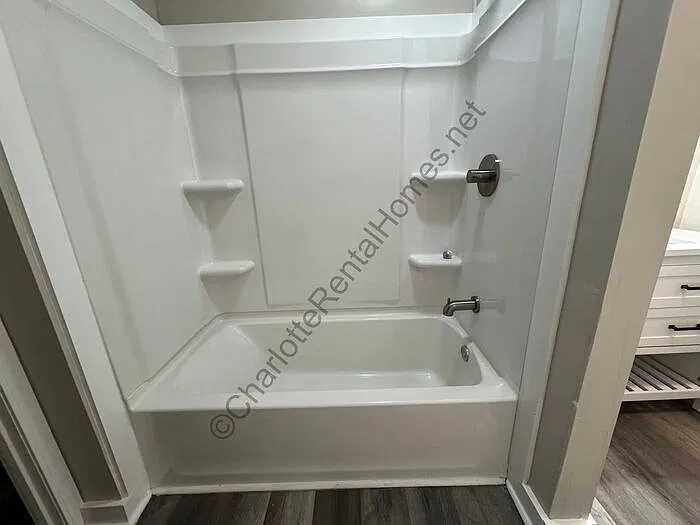 2 bed, 1.0 bath, 1000 sqft, $1,250 — Photo 4