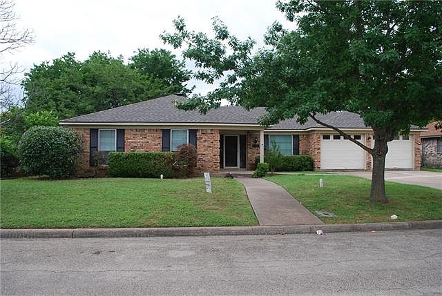 1st image of 1406 Alford Dr