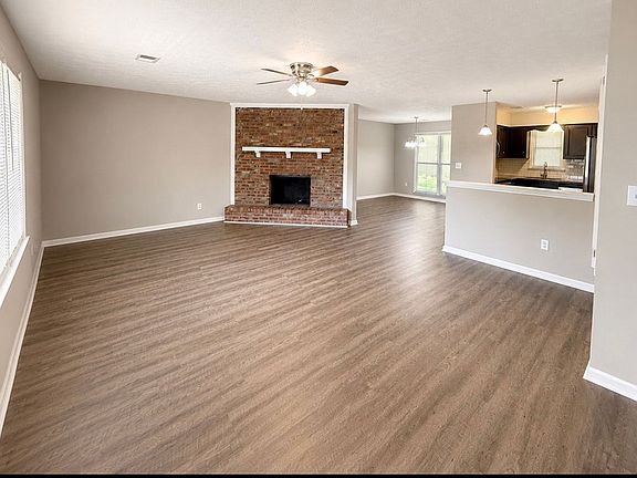 2nd image of 6623 Autumnleaf Dr