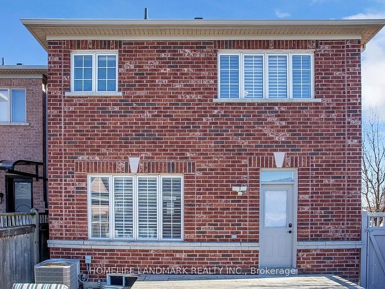 13 Woodway Ln — Photo 47