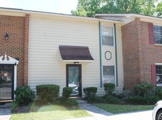 81 Oglethorpe Mall, Savannah, GA 31406