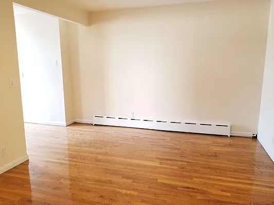 Rented by City Express Realty & Management Corp | media 31