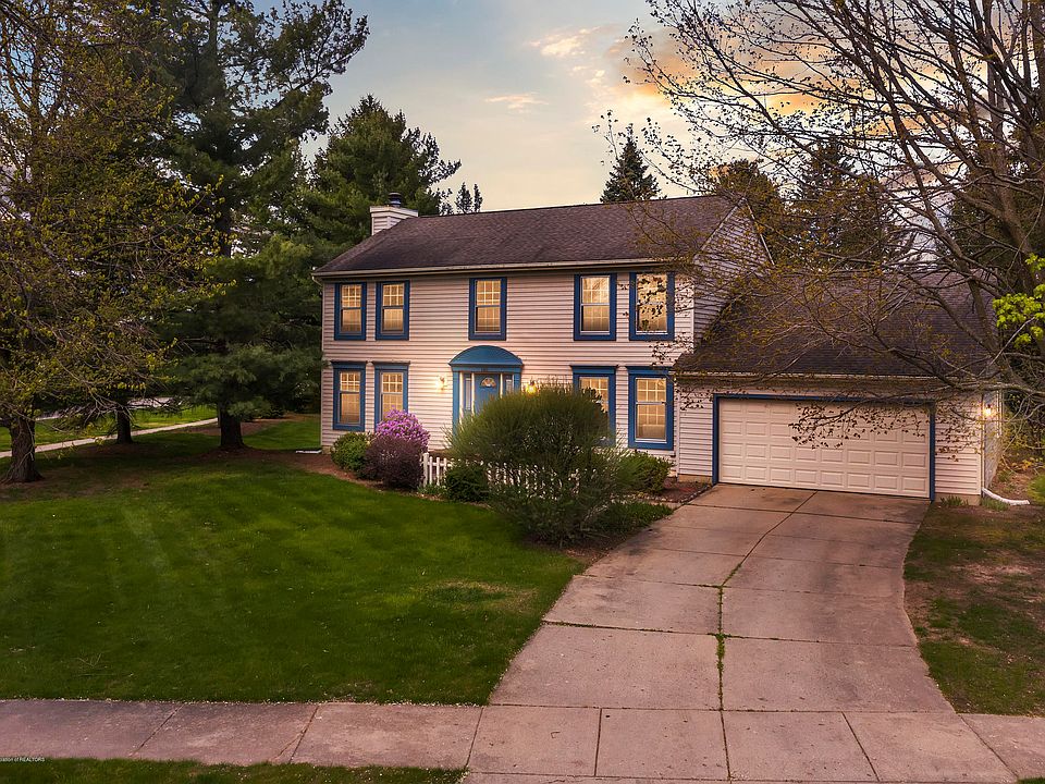 1st image of 4261 Cherry Hill Dr