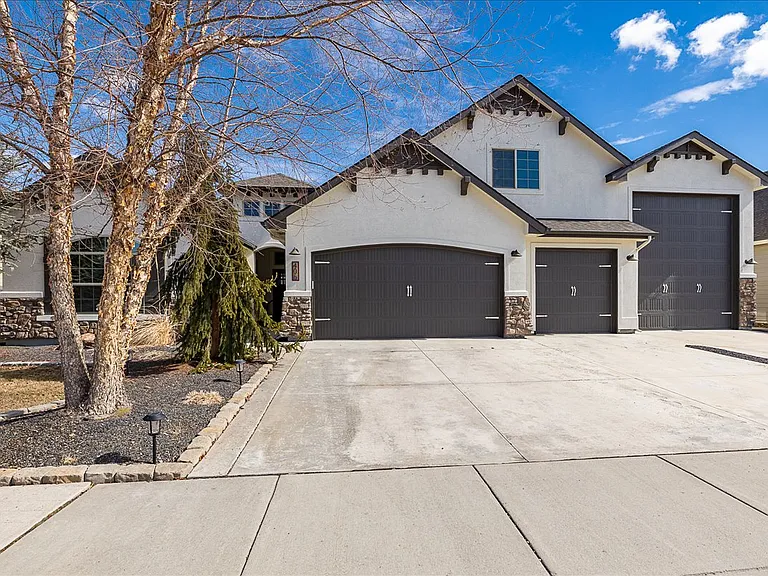 406 S Winslow Bay Way — Photo 2