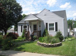 920 W Columbia Ave, Champaign, IL