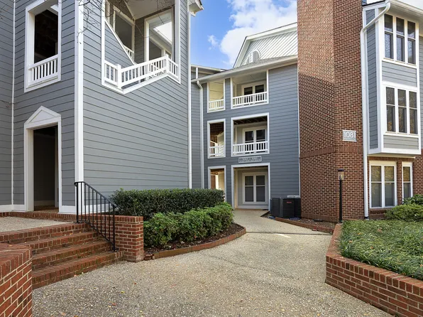 1081 Wirewood Dr APT 302, Raleigh, NC 27605