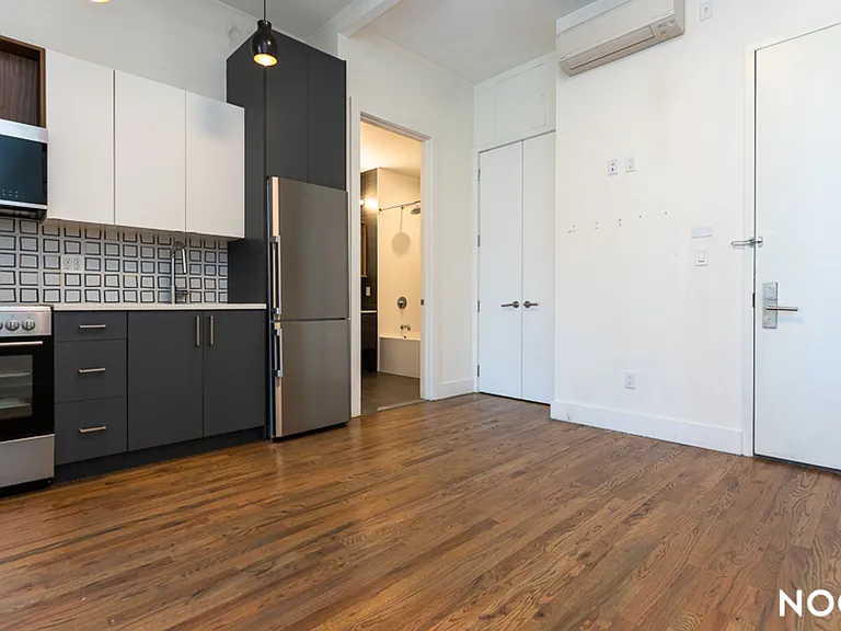 486 Lefferts Ave #4B — Photo 1
