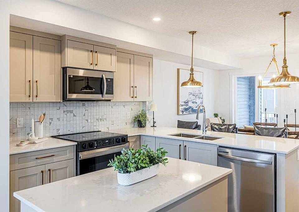 1st image of 200 E Belmont St SW #43