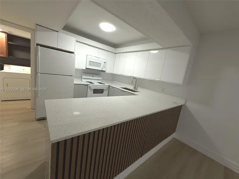 1312 NW 8th Ave — Photo 24