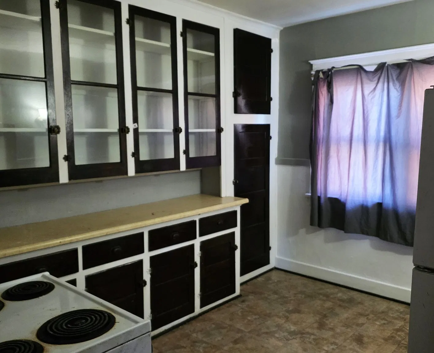 2 bed, $1,000 — Photo 2