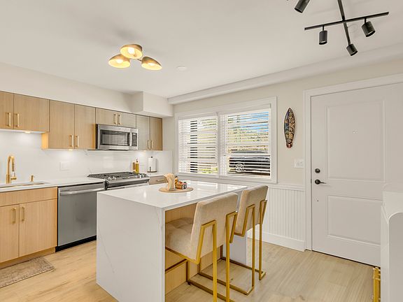 5th image of 4225 N Keystone Ave #1-F