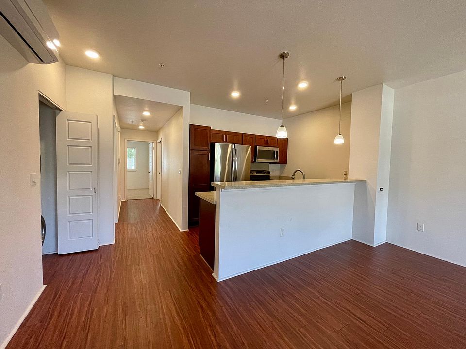 1st image of 458 Manawai St APT 1004