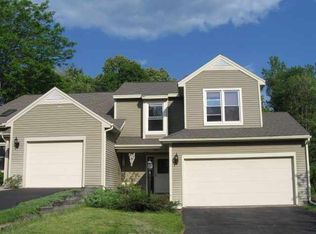 207 Walnut La, Guilderland, NY 12159