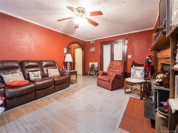 4th image of 6016 W Wilkinson Blvd