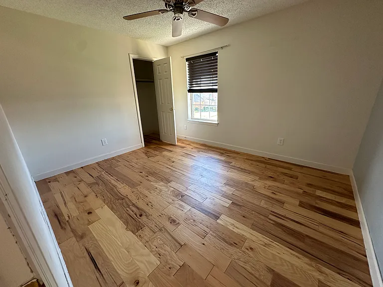 4024 Oxlea Dr — Photo 16
