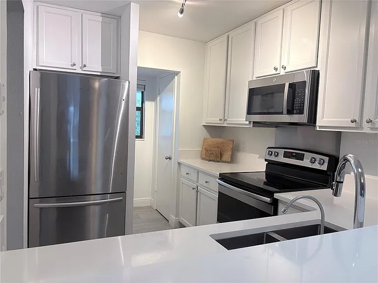 2806 Plaza Terrace Dr #2806 — Photo 4
