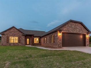 10 Misty Morning Ln, Elgin, OK 73538