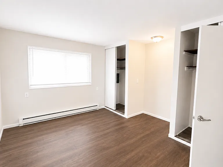 Freedom Ring Apartments — Photo 16