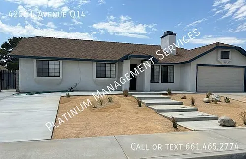 4206 E Avenue Q14 Photo 1