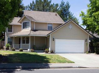 117 Veronda Ave, Cotati, CA 94931