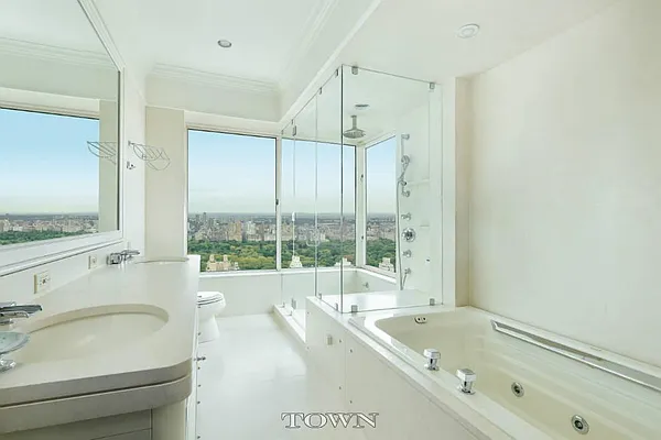 Rented by Town Residential | media 36