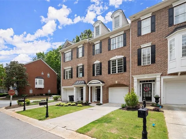 2303 Waters Edge Trl, Roswell, GA 30075
