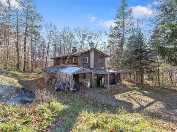 419 Glenwood Ln, Auburn, NY 13021