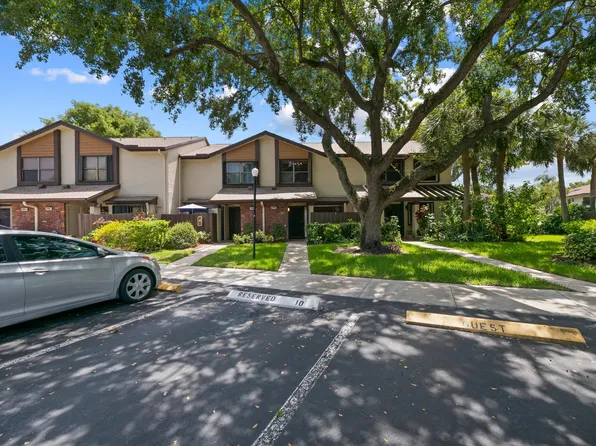 4586 Carambola Circle S #27217, Coconut Creek, FL 33066