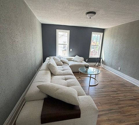 4th image of 311 5th St #2