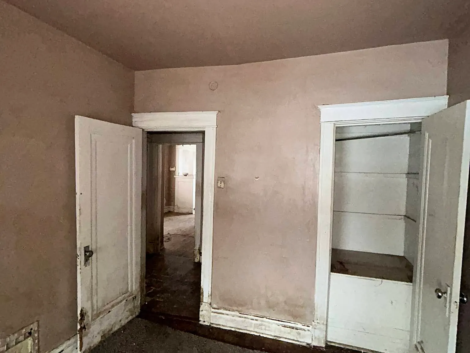 2 bed, 968 sqft, $595 — Photo 3