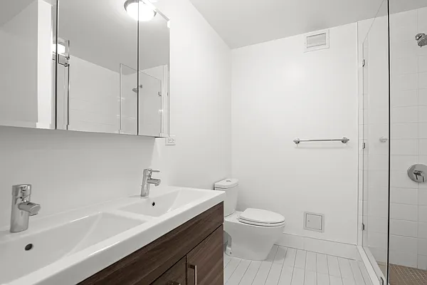 Rented by Stonehenge NYC LLC | media 15