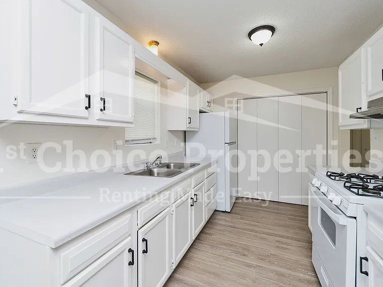 5804 Norway Ave — Photo 8