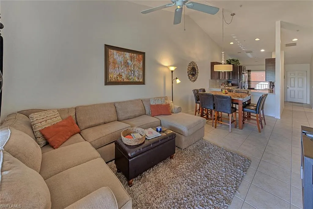 2 bed, 2.0 bath, 1192 sqft, $4,000 — Photo 1