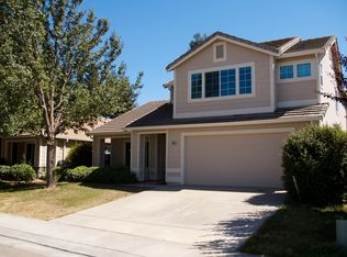 1835 Whiting Ct, Dixon, CA 95620