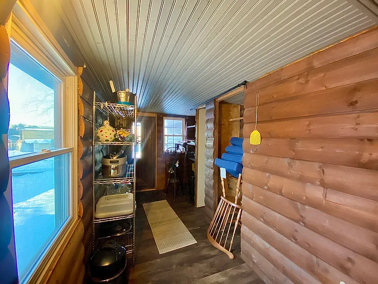 7454 Moore Rd — Photo 12