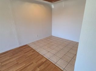 500 Austin Rd #3, Eagle Lake, TX 77434