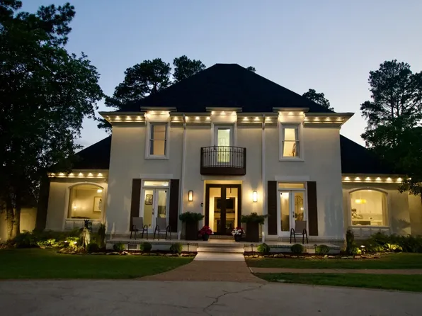 1656 Country Club Dr, Killen, AL 35645