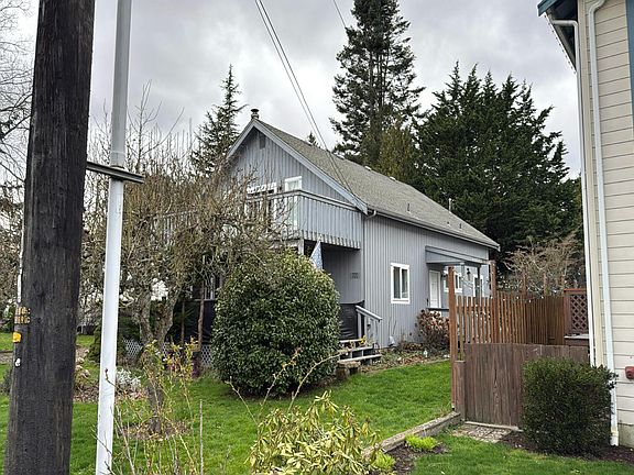 2nd image of 720 Maple Ave