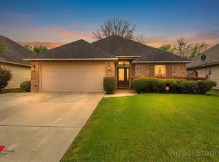 575 Whitefield Ln, Bossier City, LA 71112
