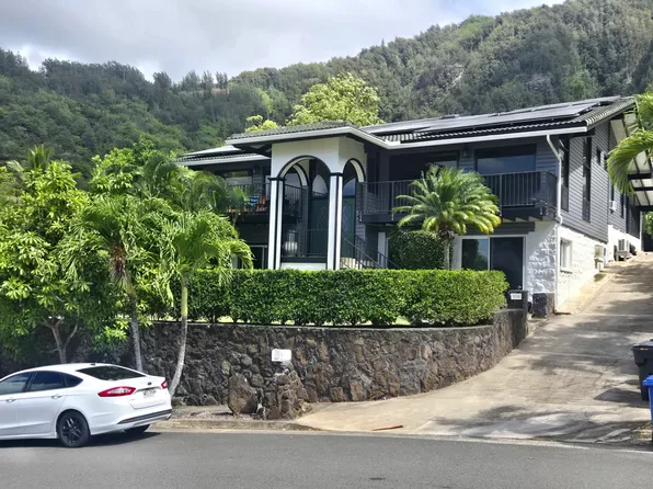 959 Uwao St, Honolulu, HI 96825