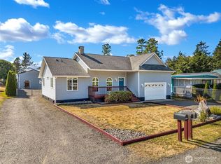 20215 P Pl, Ocean Park, WA 98640