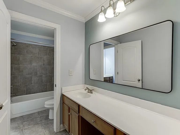 940 Chateau Forest Rd — Photo 55